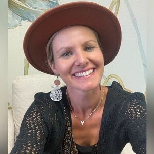 ❤️ FREE 30 MIN CONSULTATION CALL❤️